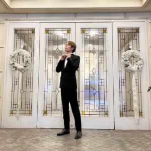 Ryo　 Instagram - 金髪肩パッド生活の時期の写真です。
2022年もたくさん思い出ができました。
ありがとうございました。
#インスタコラサッサ